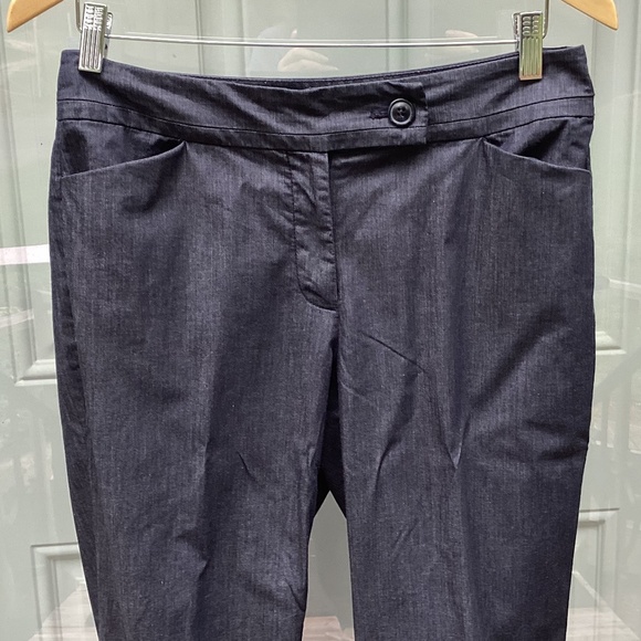 LAST PRICE! Ann Taylor lightweight suit, navy,  size 8 cropped pants size 6 - Picture 7 of 11